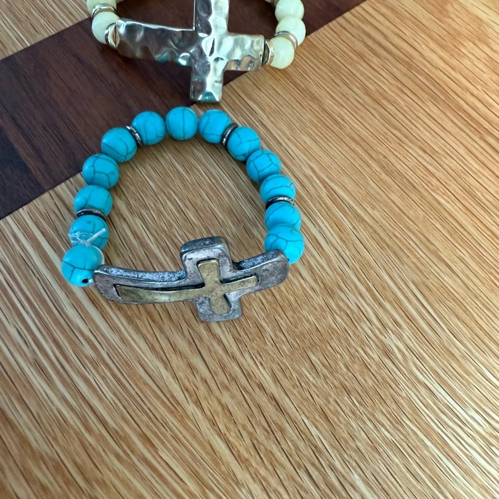 Cross bracelets - Picture 2 of 3